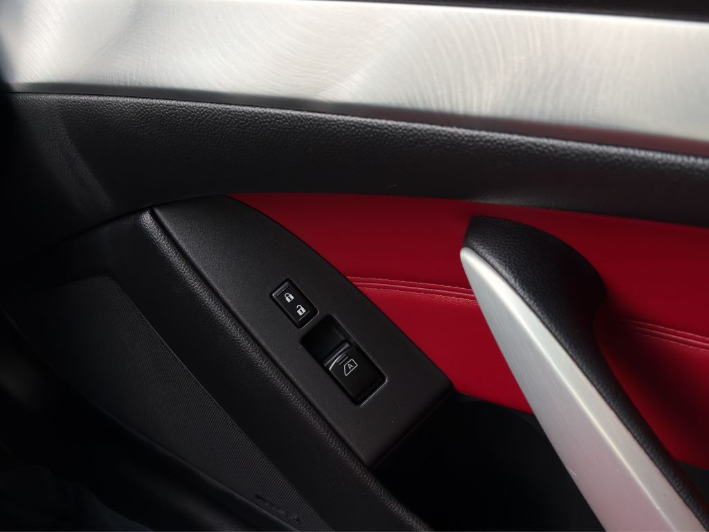 2014 INFINITI Q60 Image 15