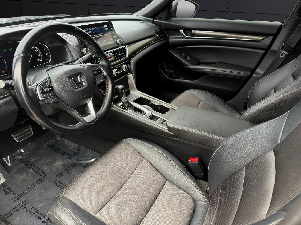 2019 Honda Accord Image 11
