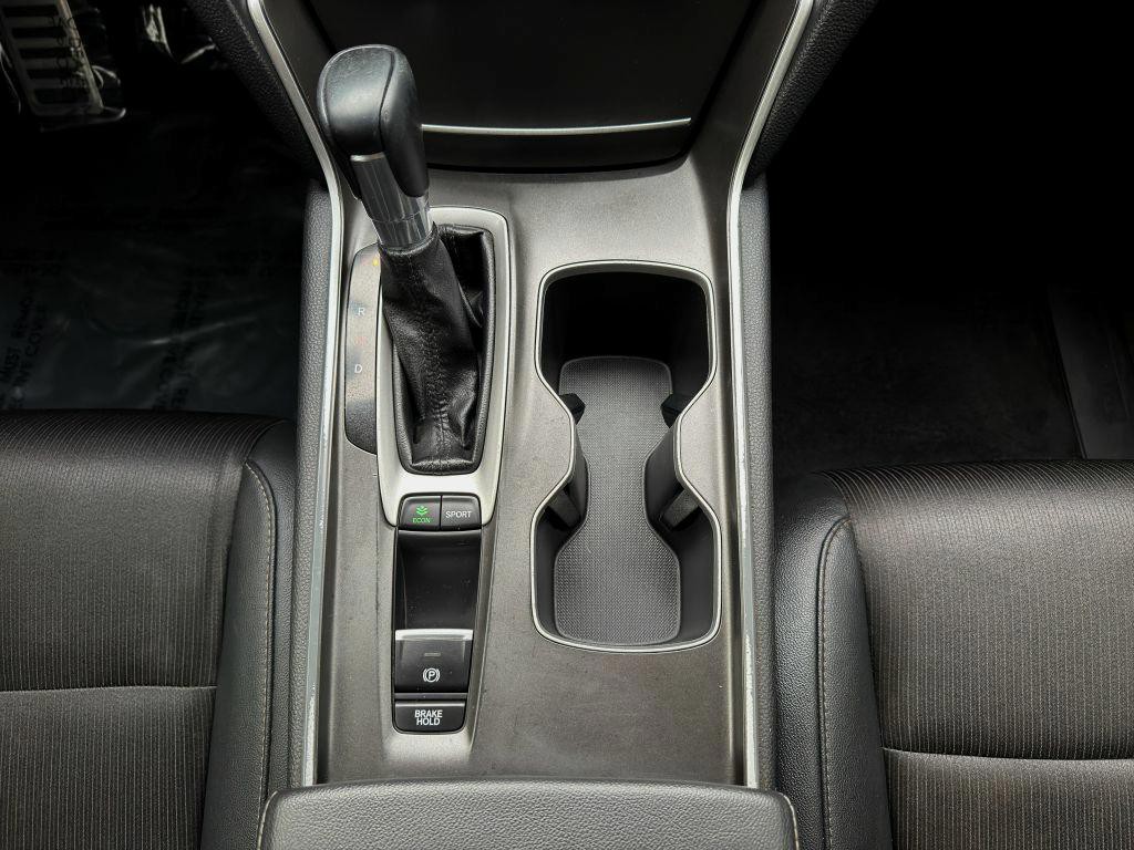 2019 Honda Accord Image 15