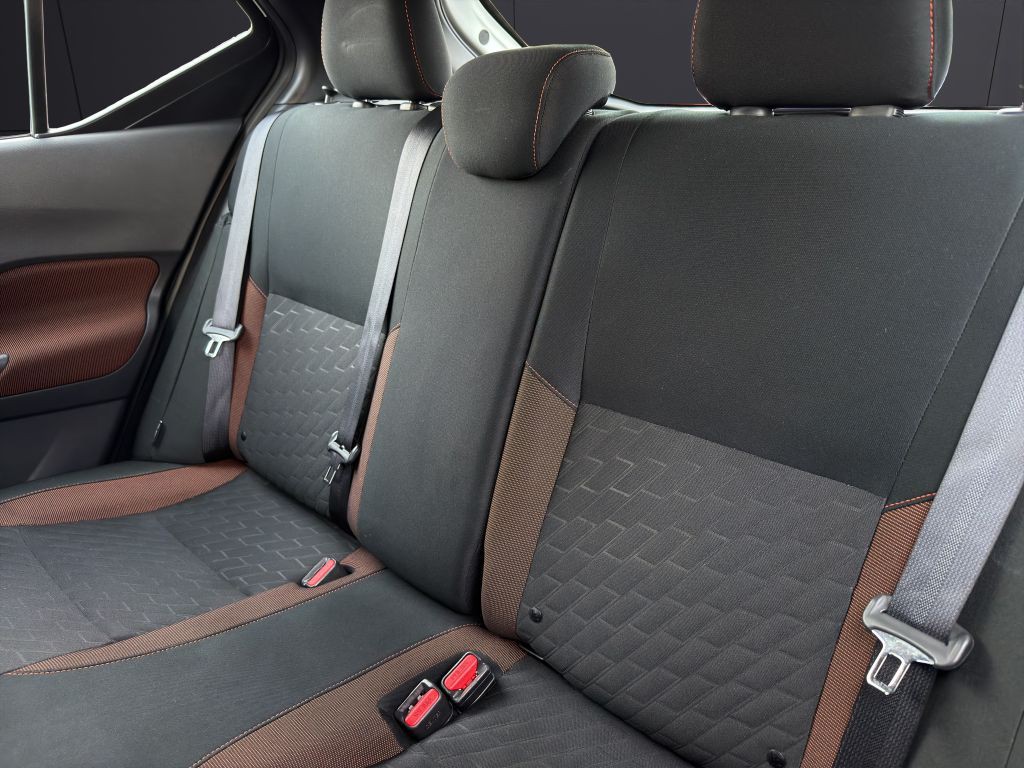 2024 Nissan Kicks Image 21