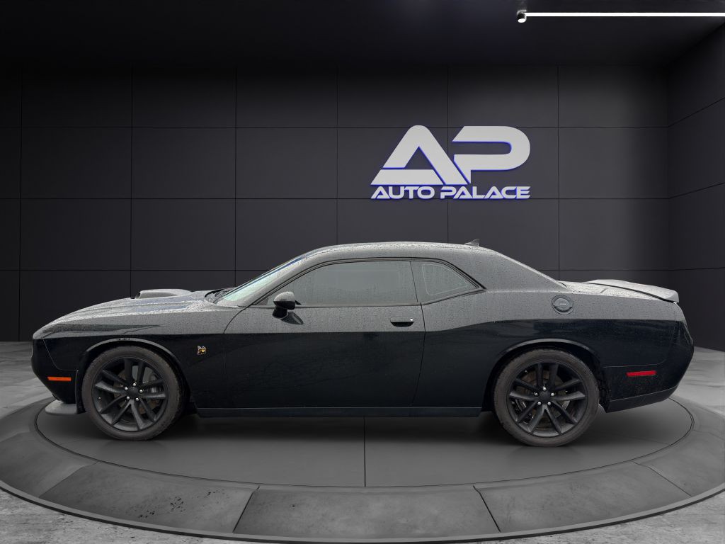 2016 Dodge Challenger Image 7