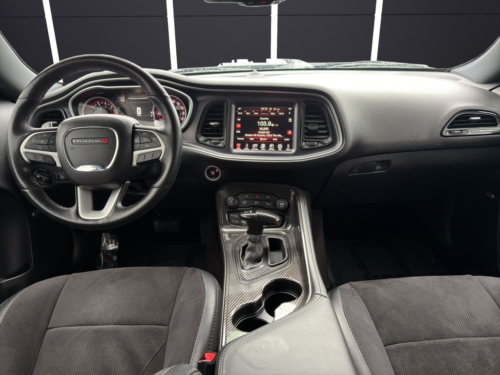 2016 Dodge Challenger Image 14