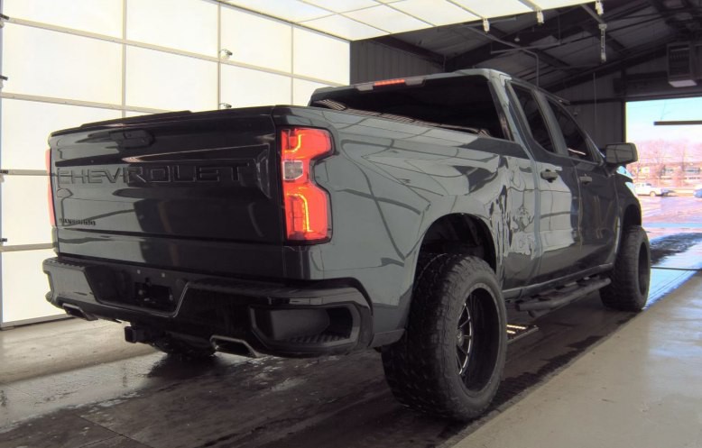 2020 Chevrolet Silverado 1500 Image 2