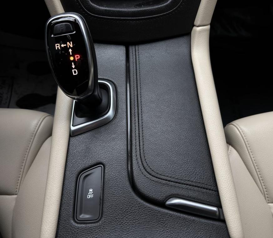 2018 Cadillac XT5 Image 16