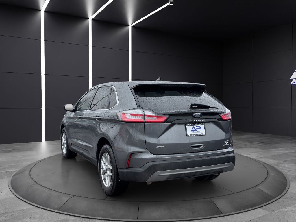 2022 Ford Edge Image 4