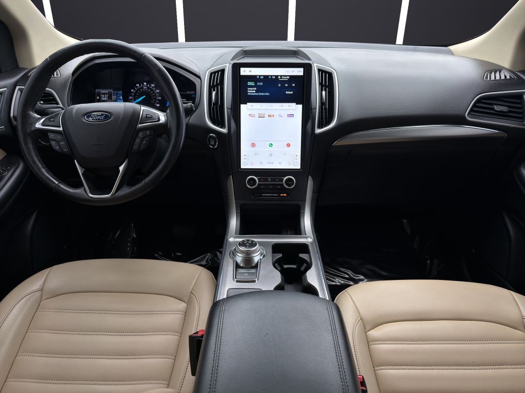 2022 Ford Edge Image 13