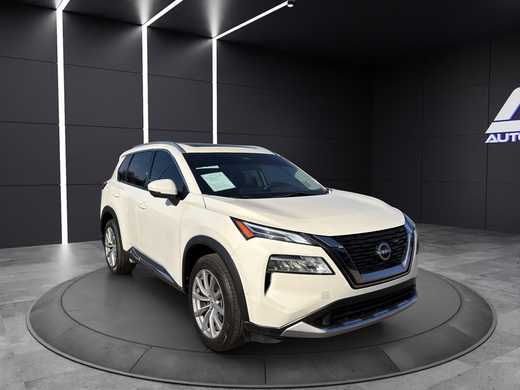 2023 Nissan Rogue Image 3