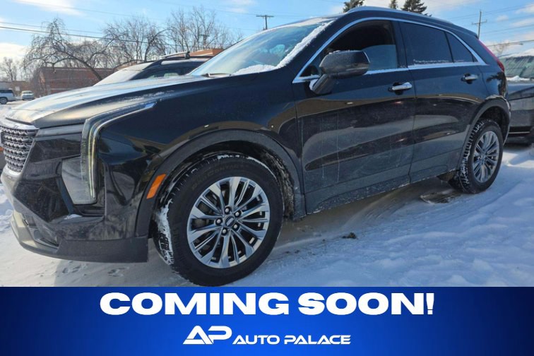 2024 Cadillac XT4 Image 1