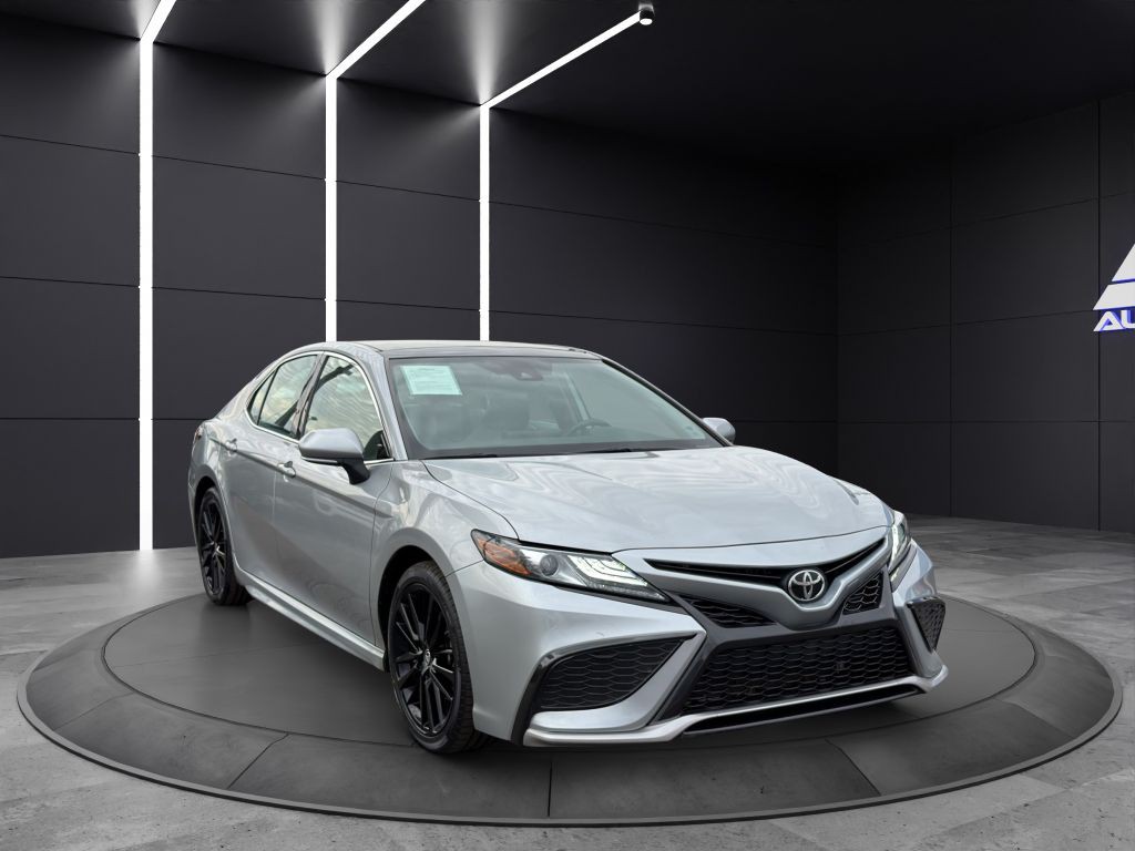2021 Toyota Camry Image 3