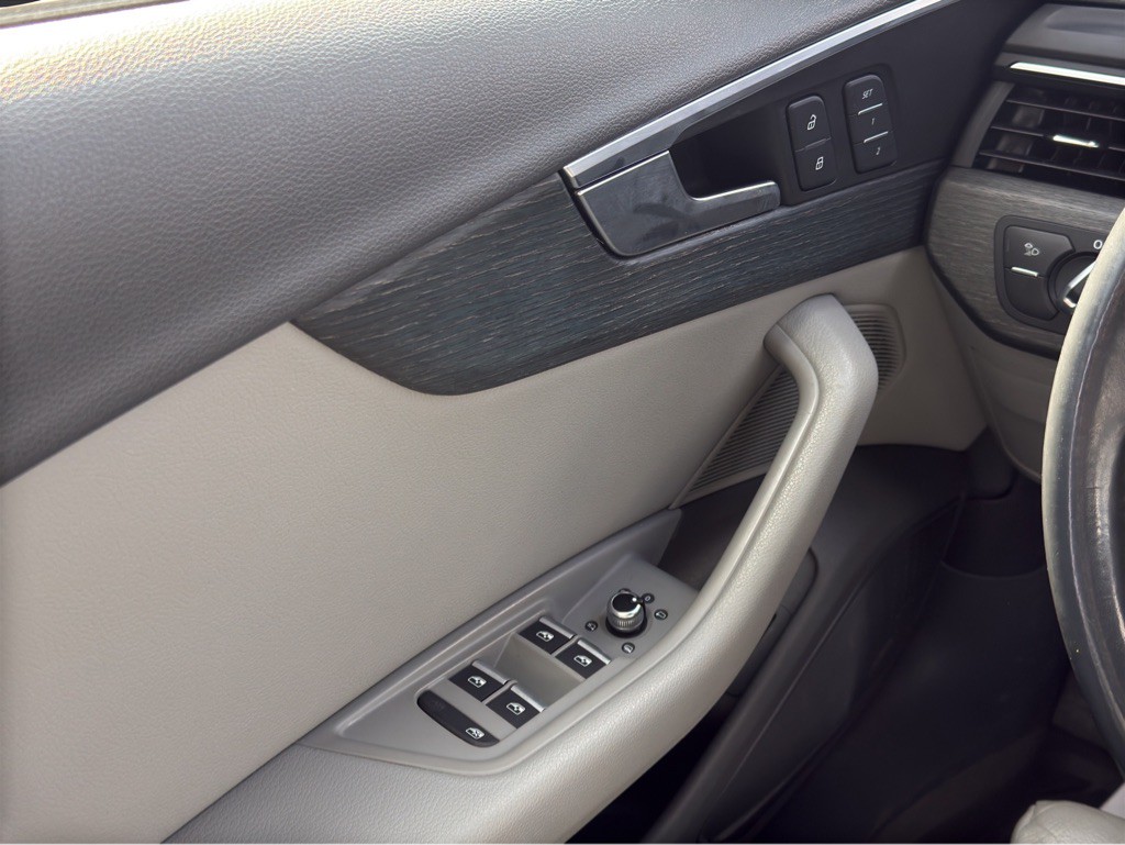 2018 Audi A4 Image 5