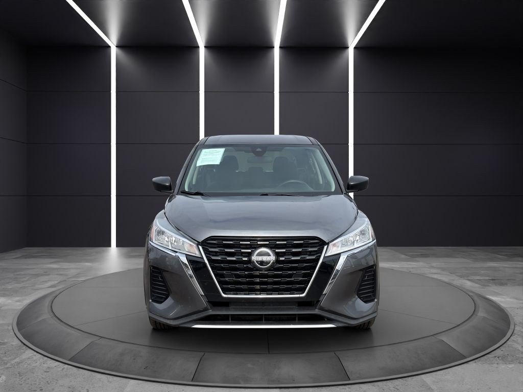 2023 Nissan Kicks Image 2