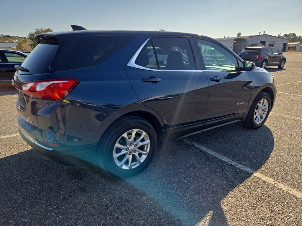 2020 Chevrolet Equinox Image 2