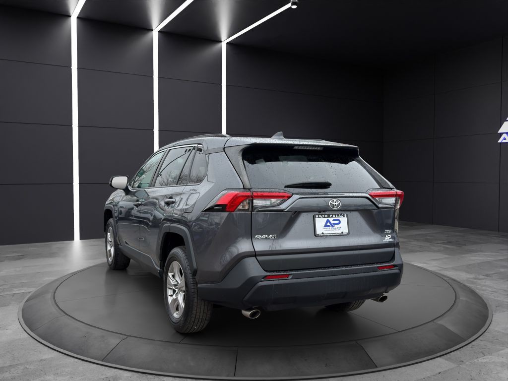2023 Toyota Rav4 Image 4