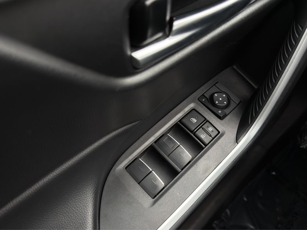 2023 Toyota Rav4 Image 11