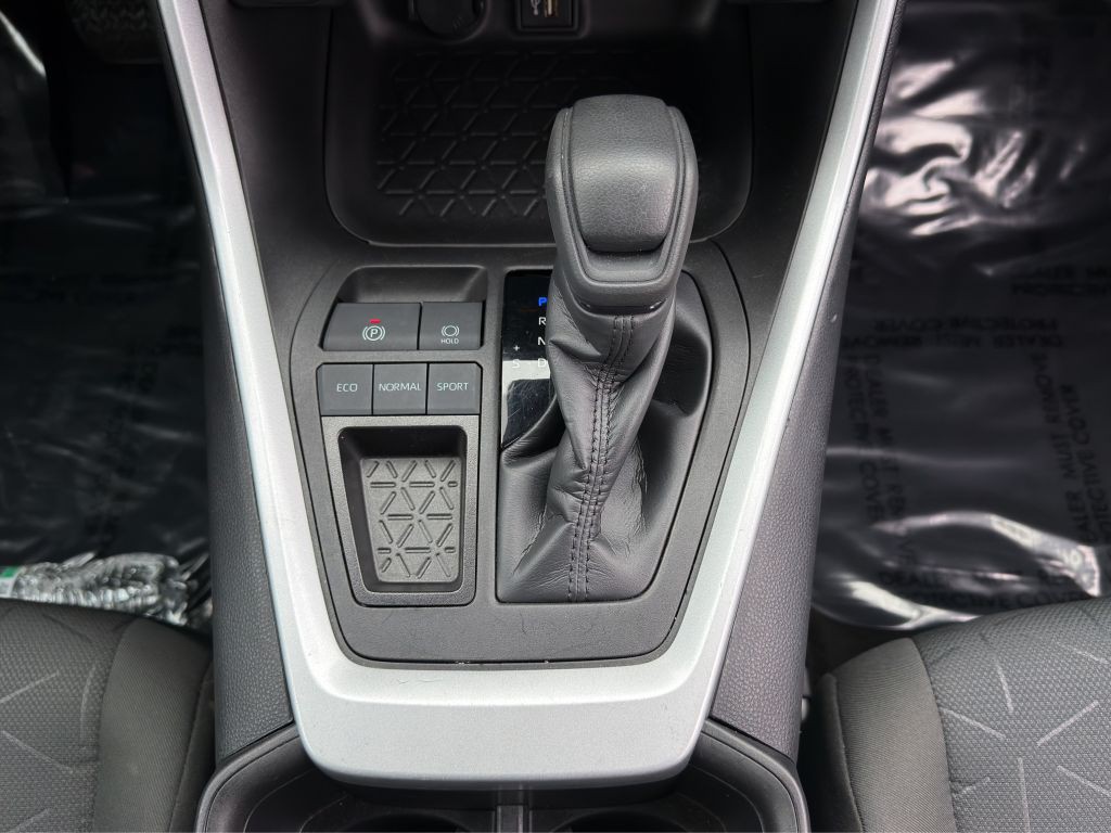 2023 Toyota Rav4 Image 19