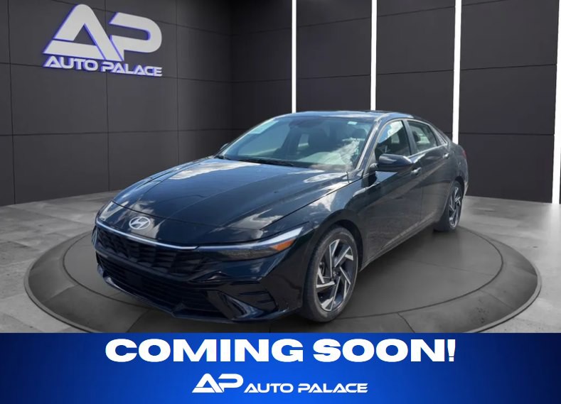 2025 Hyundai Elantra Image 1