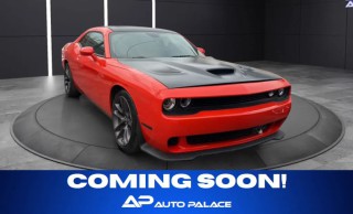 Image for 2023 Dodge Challenger R/T KBB VALUE 33K WOW ID: 7270399
