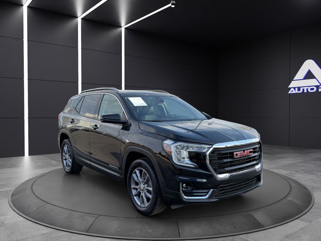 2023 GMC Terrain Image 3