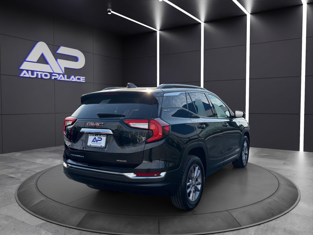 2023 GMC Terrain Image 6
