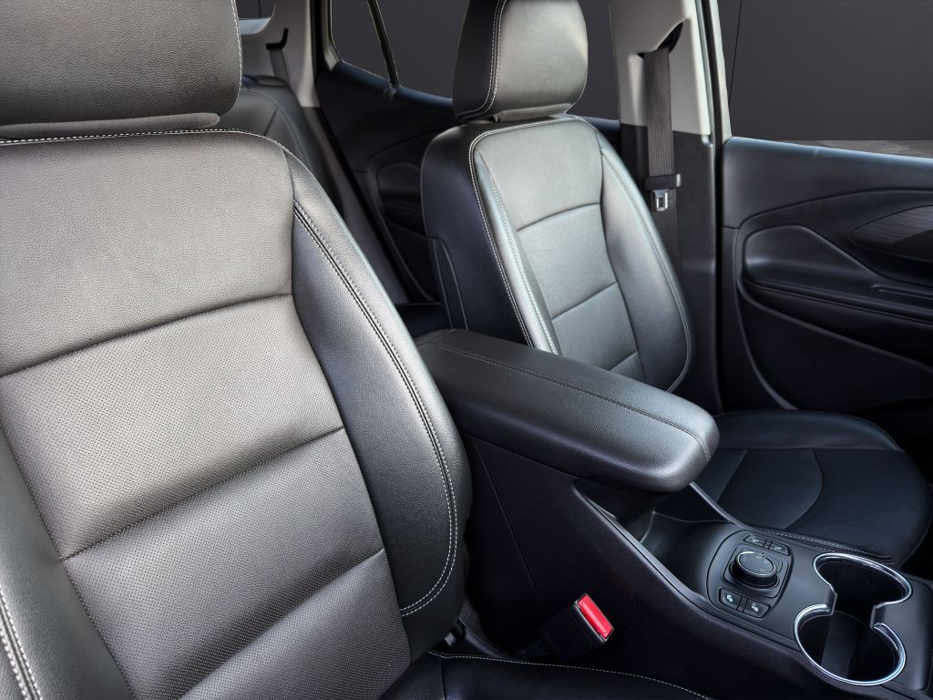 2023 GMC Terrain Image 14