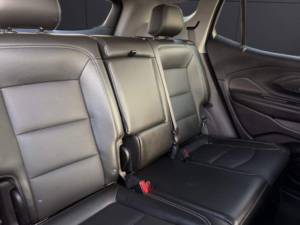 2023 GMC Terrain Image 19