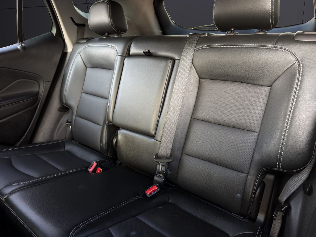 2023 GMC Terrain Image 20