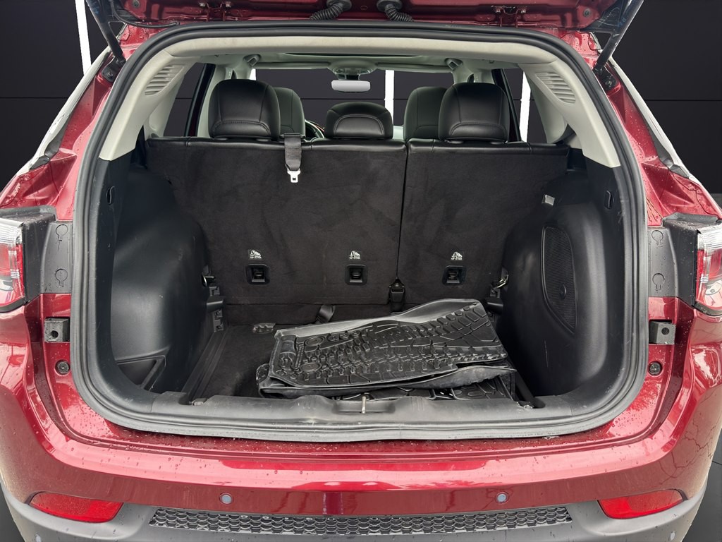 2021 Jeep Compass Image 21