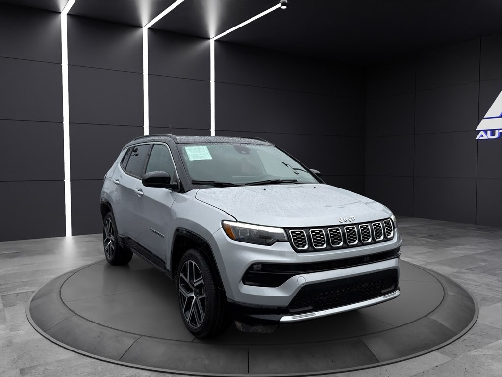 2025 Jeep Compass Image 3