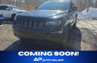 Image for 2020 Jeep Grand Cherokee LAREDO KBB VALUE 23K WOW ID: 7301395
