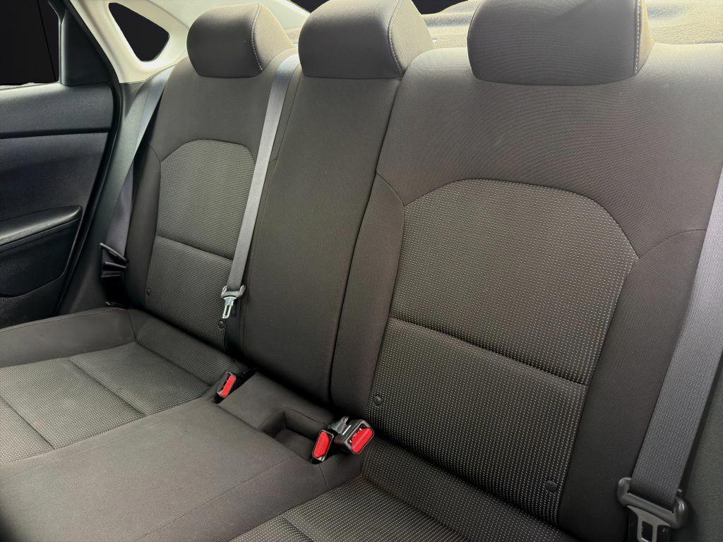 2020 Kia Forte Image 21