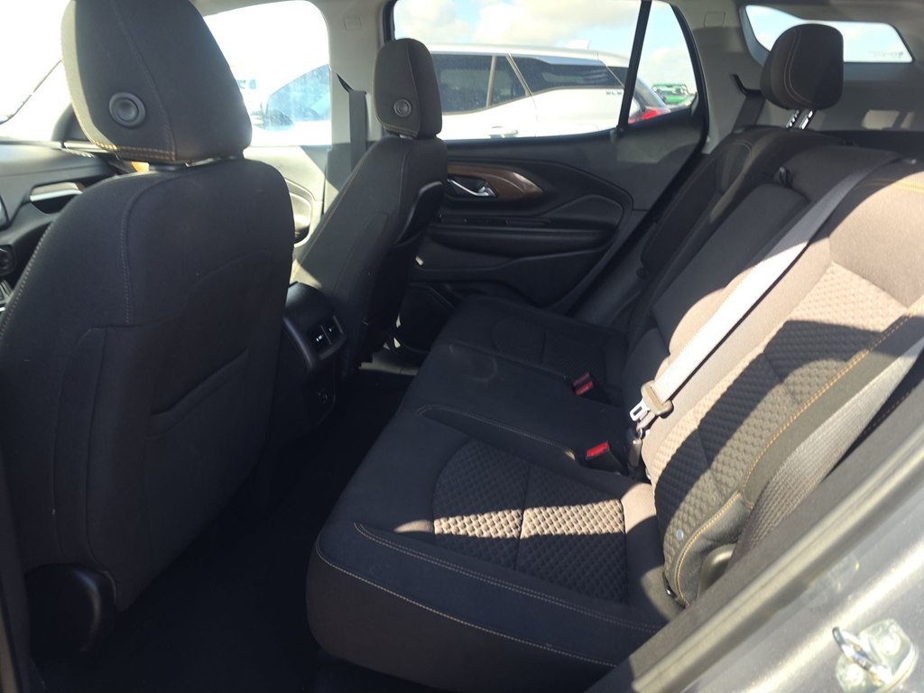 2021 GMC Terrain Image 6