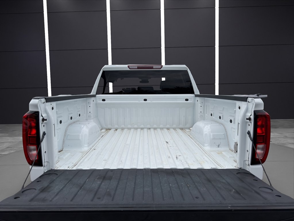 2024 GMC Sierra Image 21