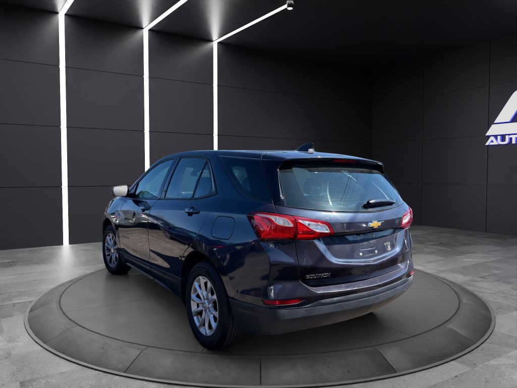 2019 Chevrolet Equinox Image 2