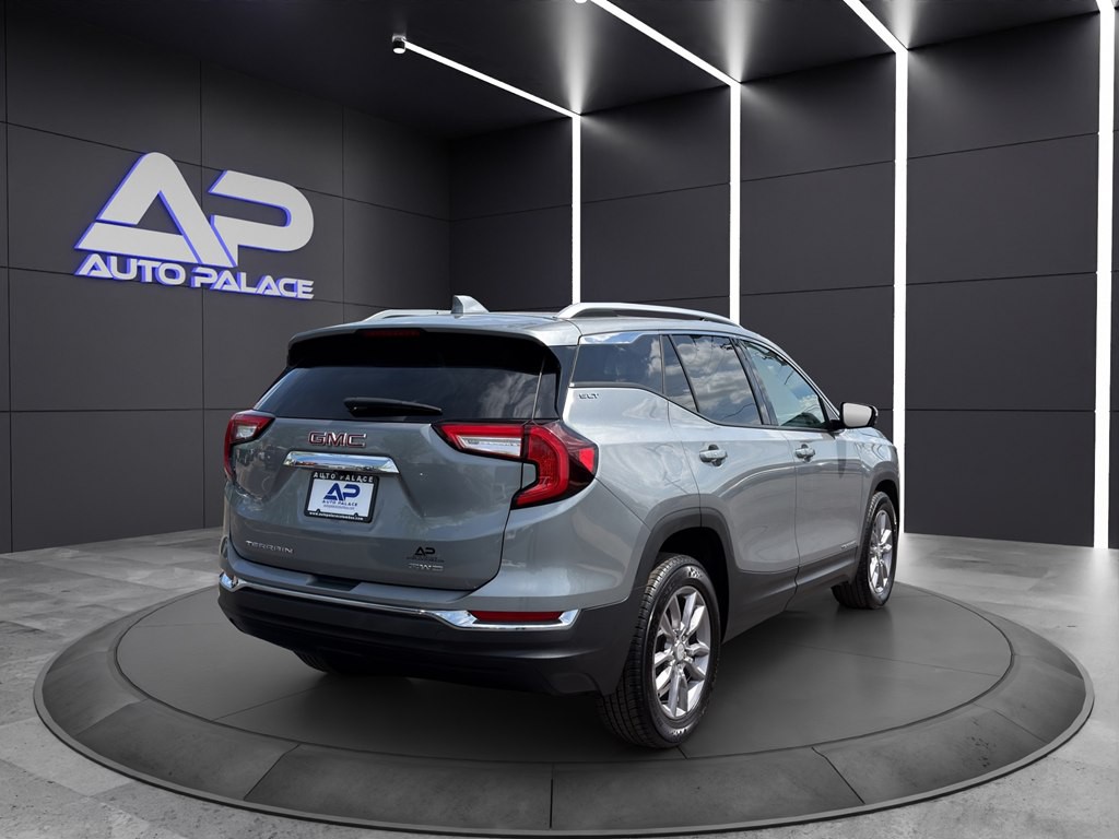 2024 GMC Terrain Image 6