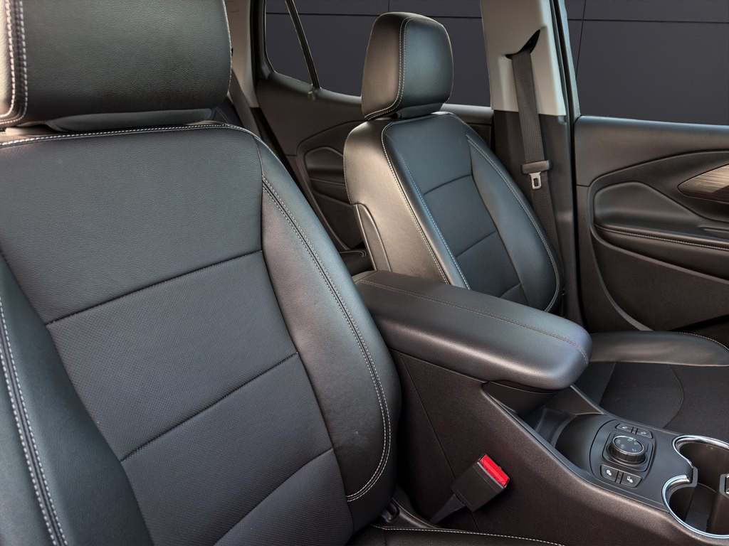 2024 GMC Terrain Image 14