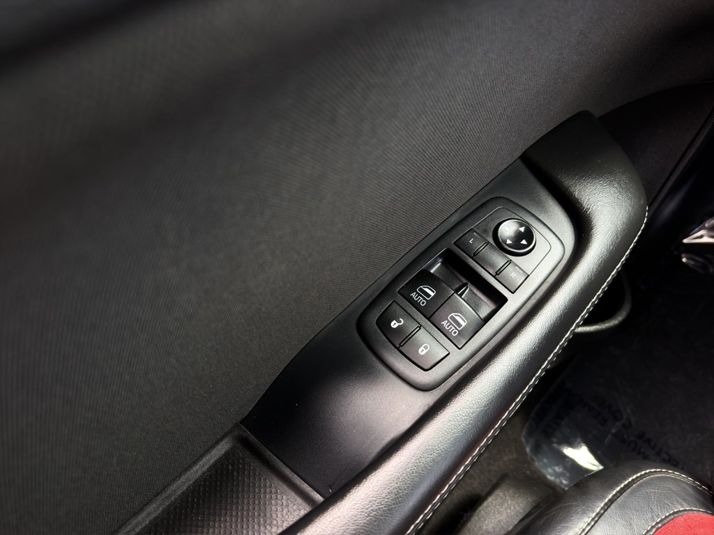 2019 Dodge Challenger Image 11