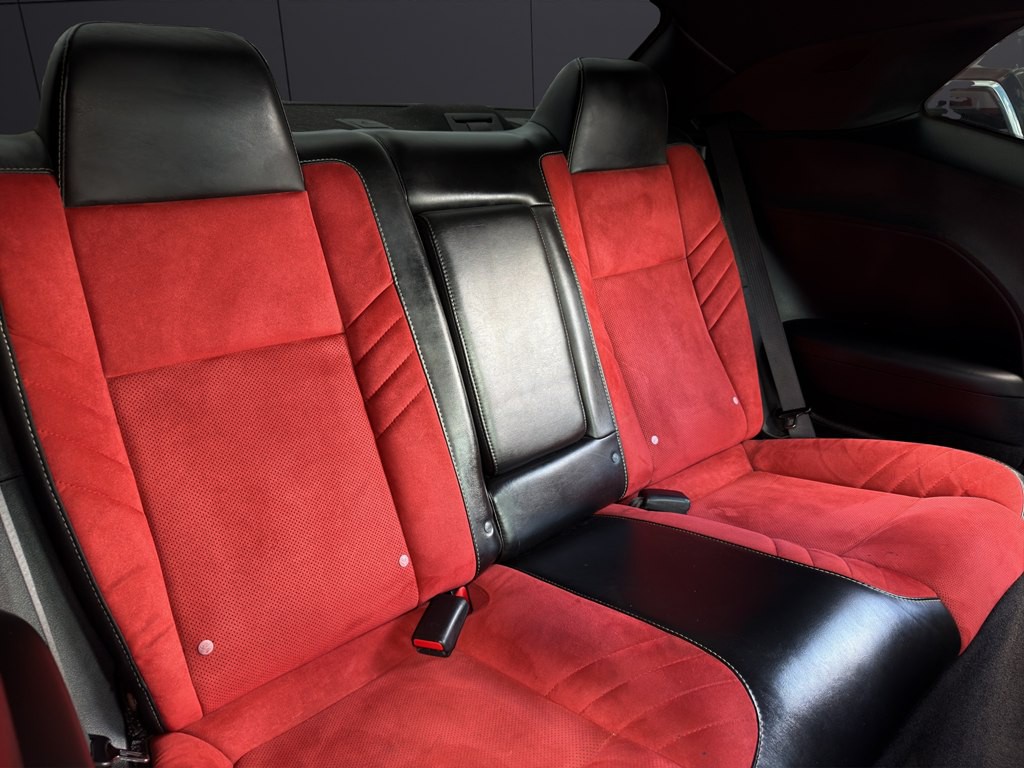 2019 Dodge Challenger Image 20
