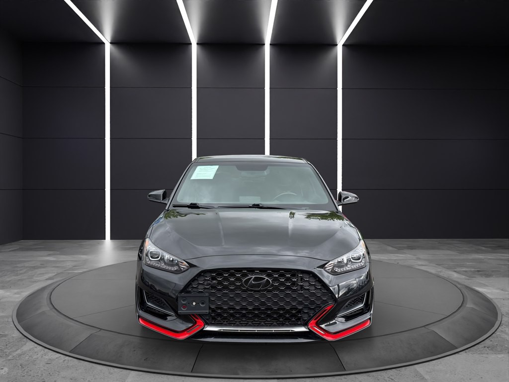 2020 Hyundai Veloster Image 2