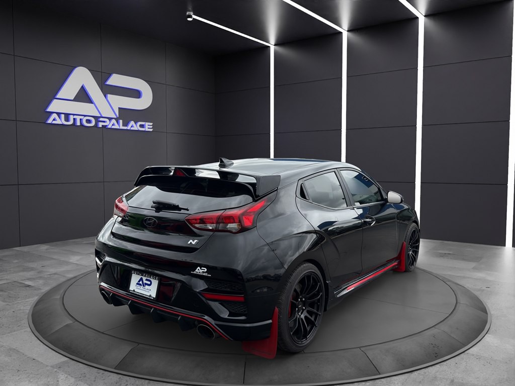2020 Hyundai Veloster Image 6