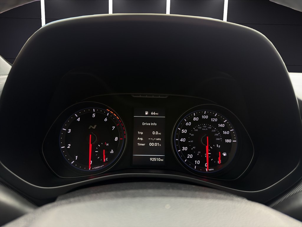 2020 Hyundai Veloster Image 17