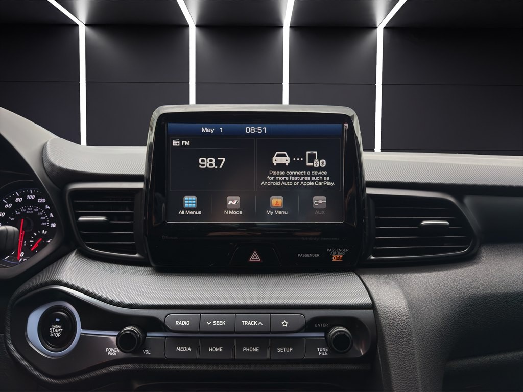 2020 Hyundai Veloster Image 18