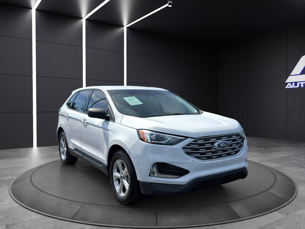 2020 Ford Edge Image 3