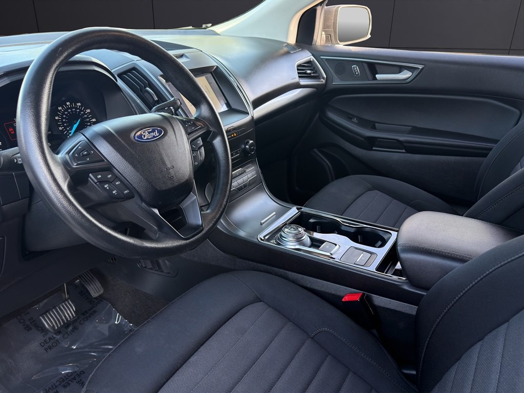 2020 Ford Edge Image 12