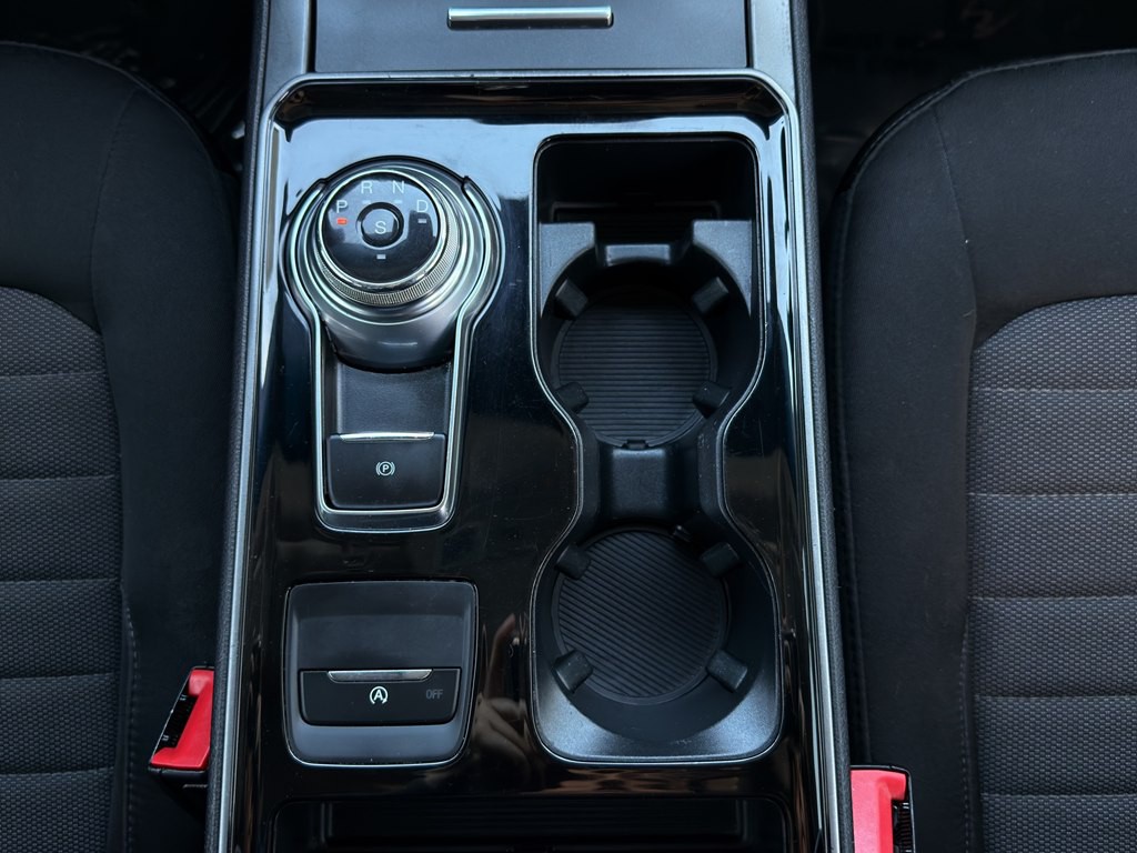 2020 Ford Edge Image 19