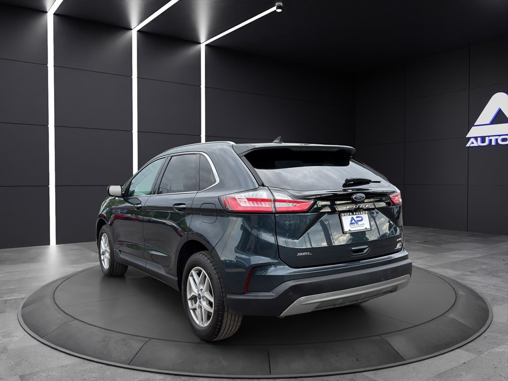 2022 Ford Edge Image 4