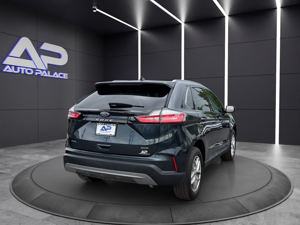 2022 Ford Edge Image 6