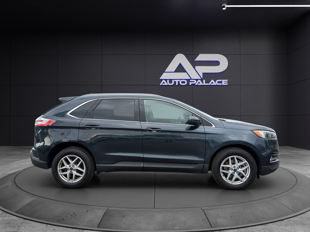 2022 Ford Edge Image 8