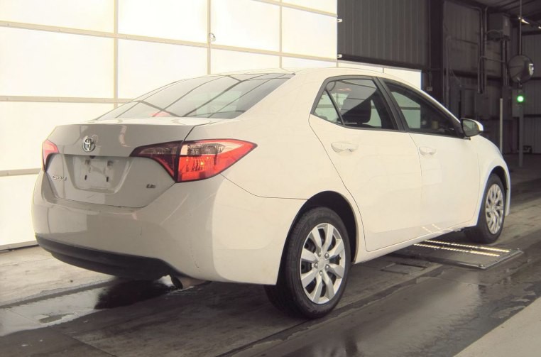 2019 Toyota Corolla Image 2