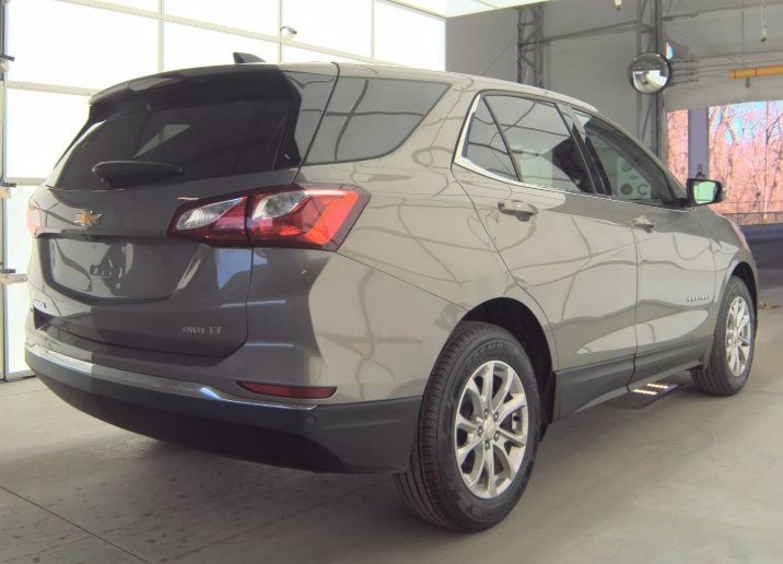2019 Chevrolet Equinox Image 2