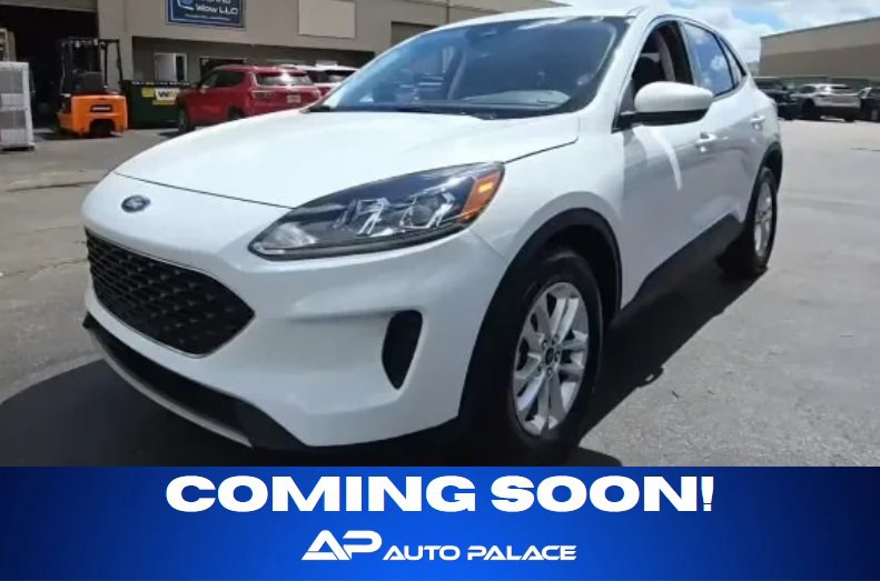 2022 Ford Escape Image 1